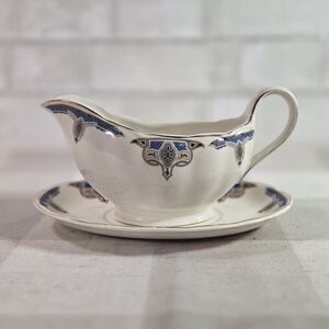 Creampetal Grindley England Ornate Porcelain Gravy Boat & Tray Thanksgiving